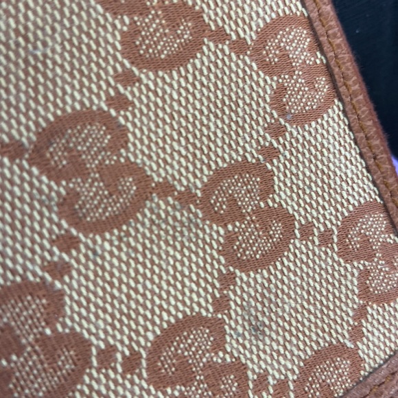 Gucci clutch or iPad case! UN-USED…Authentic! See pics! Yankee fan MuST have! - Picture 3 of 3